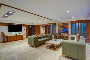 Hotel The Pearl, City Center - Travelers Choice Award Winner for 2025