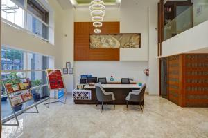 Hotel The Pearl, City Center - Travelers Choice Award Winner for 2025