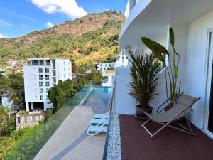 Boho chic sea view apartment in Kata