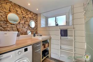 Maisons de vacances Les camelias : photos des chambres