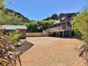 Tata Holiday Home - Awa-iti