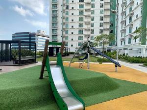 Solinea T2 16-V Fabulous Studio