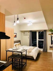 Solinea Tower 3, Lazuli 2015B