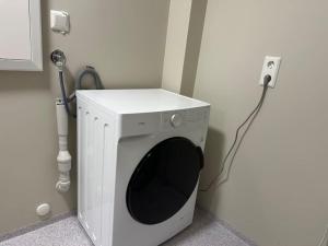Modern Central Apartment Apt 106