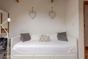 Bright and airy loft apartment Swallows Rest