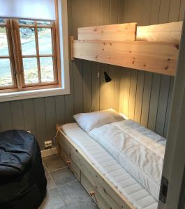 Perfectly Located with Ski Access and Sauna