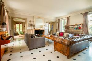 Appartements Demeure du XVIIIe avec Jacuzzi pres de Paris : photos des chambres
