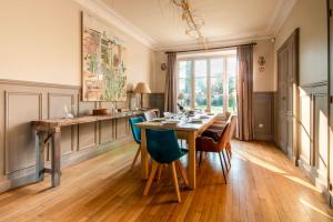 Demeure du XVIIIe avec Jacuzzi près de Paris