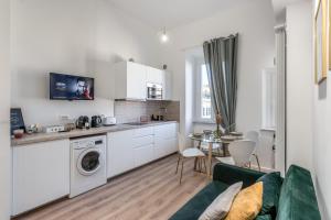 St Peter Miracle Suite