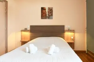 Logis Hôtel l'Auberge d'Alex - 卡吉雷斯索阿杜