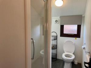 3 Bedroom Lodge - Pets Parking Wifi Pool Access