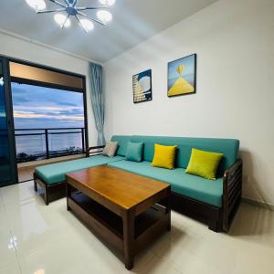 Seaview 2B1R 6pax Condo Forest City 4D-905