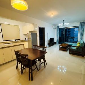 Seaview 2B1R 6pax Condo Forest City 4D-905