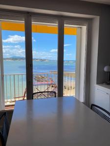 Appartements Les Pieds dans l eau : photos des chambres