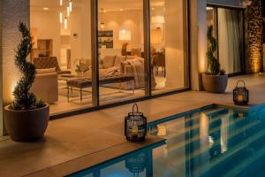 Grand Intense Villa with High End Beachfront