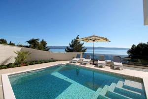 Luxury Villa Offering Calm Atmosphere - Vily, Tice