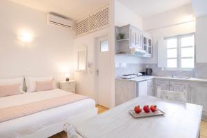 Vrachia Studios & Apartments