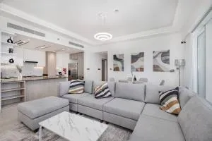 Luxurious 3Bedroom Apartment - Dubai