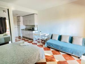 G&G Benalbeach Sea Views