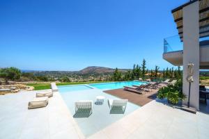 In Vivo Villa - Breathtaking View -90sqm Heated Infinity Pool