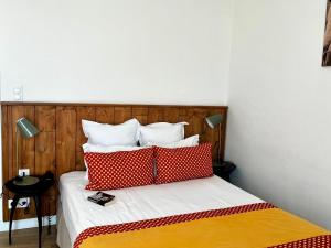 Hotels Hotel Saint Louis : photos des chambres
