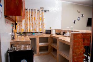 Teka-Teka Apartments And Tours