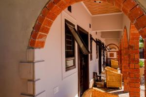 Teka-Teka Apartments And Tours