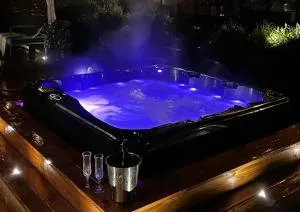 Great house with luxurious outdoor spa - Saltsjöbaden