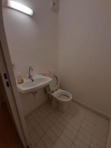 Appartements Logement T2 tres propre : photos des chambres