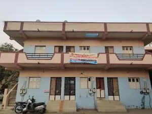 Megha Paying Guest Service, Asarwa - Koba