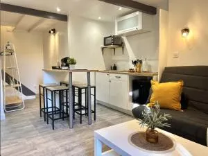 La Parenthèse Cozy - À 2 min Basilique & Centre - Seillons-Source-dʼArgens