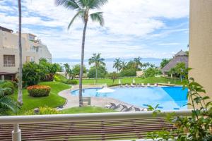 Condo Seabreeze - Beachfront Comfort in Faro de Mita