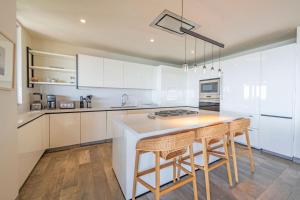 Bugambilia PH in Tau Punta Mita