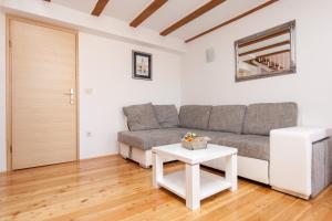 Hedera Estate, Hedera A31