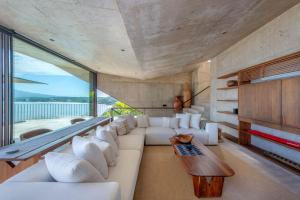 Casa Morgandez in Iyari by Mita Residential