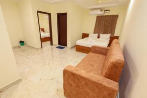 Olive Nest- Tirupati Bus Stand- 300 Meters, Railway Station- 400 Meters