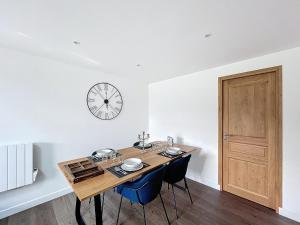 Appartements La Tuilerie - Jardin - parking PV - Paris : photos des chambres