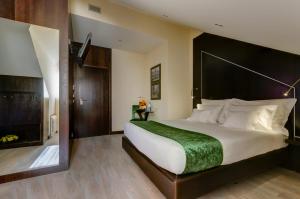 Mansard - Double Room room in behotelisboa