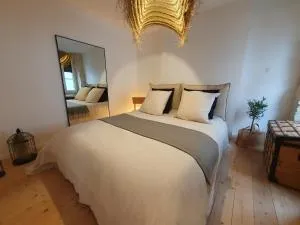 Hyper centre à 2 pas du port - 普洛戈