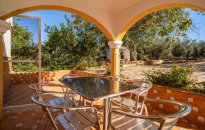 Cozy Home In Setenil De Las Bodegas