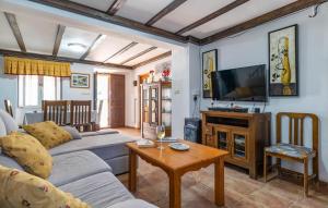 Cozy Home In Setenil De Las Bodegas