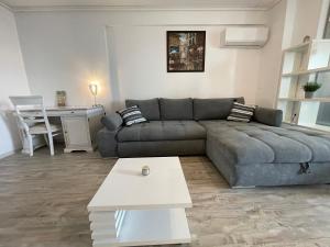 Yusuf free Parking NERVA TRAIAN Apartament