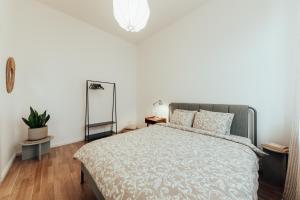 Red Brick Retreat