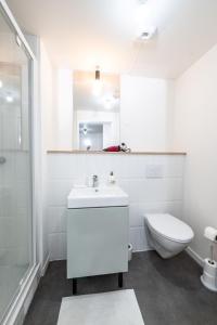 Appartements Massy Palaiseau TGV - Rer B&C - Free Parking : photos des chambres