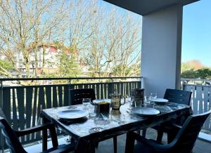 Appartements Agreable appartement au centre de La Teste : photos des chambres