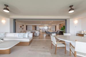 Condo Náutica Oceanview, Private Cook, Golf Cart & Pool in Punta Mita