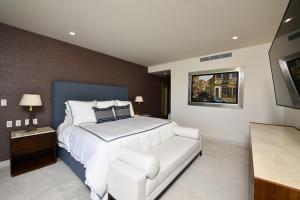 Condo Azul in El Encanto - Spacious Condo with Golf Views, Pool & Cart, Punta Mita