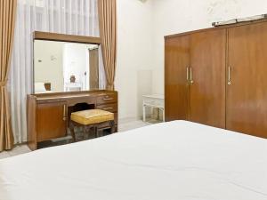 Large Villa 3BR Cieumbuleuit near PVJ & Cihamplas by 2ndHome