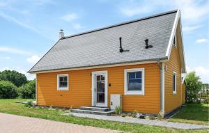 Two-Bedroom Holiday Home In Zerpenschleuse