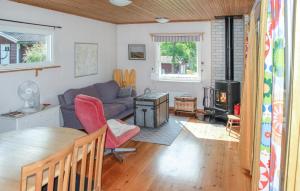 2 Bedroom Lovely Home In Mariefred